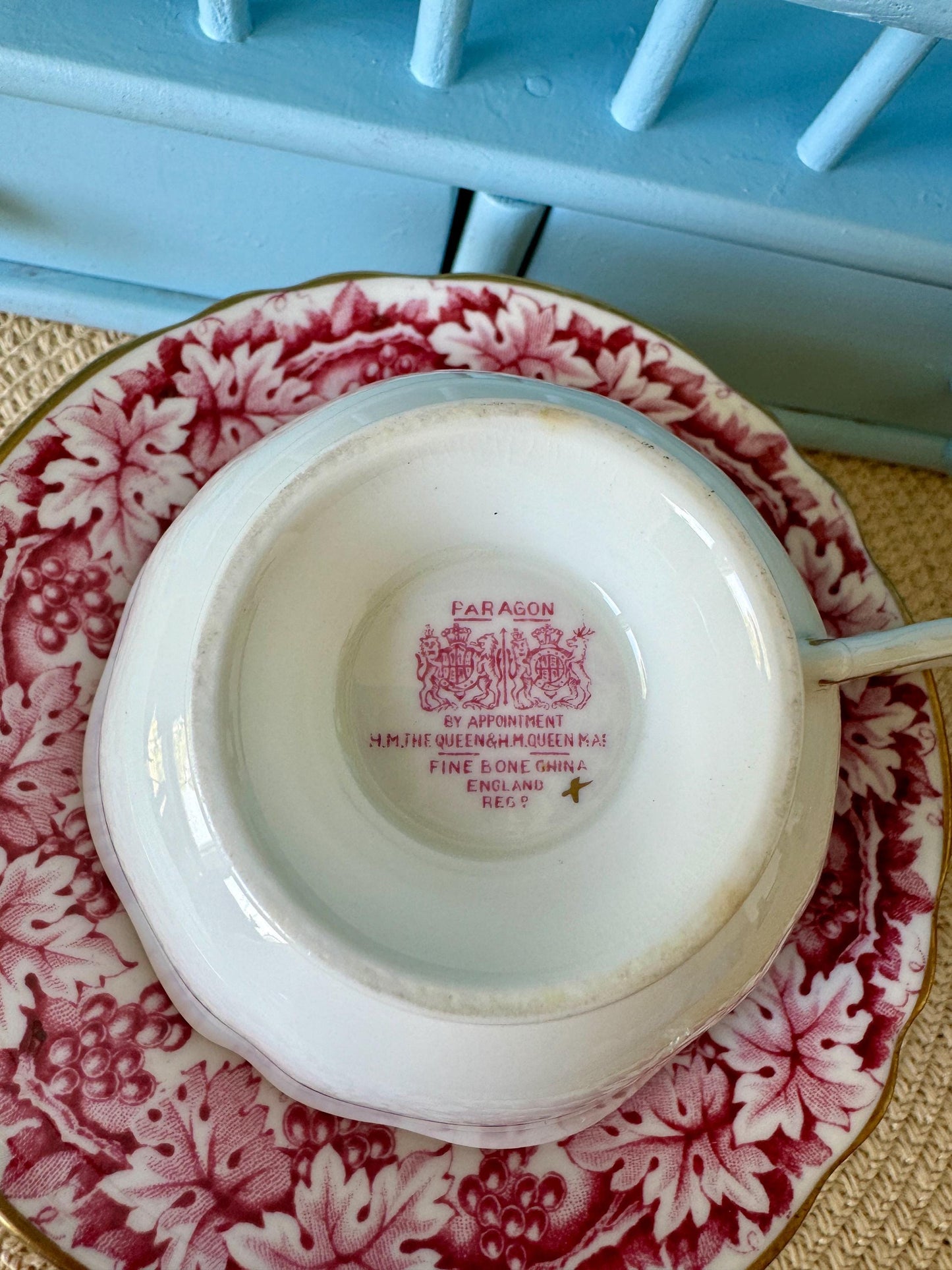 Very Rare Vintage 1940s Paragon Wine Red Leafs Gold Duo, Bone China, Floral Wine Leaf Design, Double Warrant, Appointment HM Queen Elizabeth