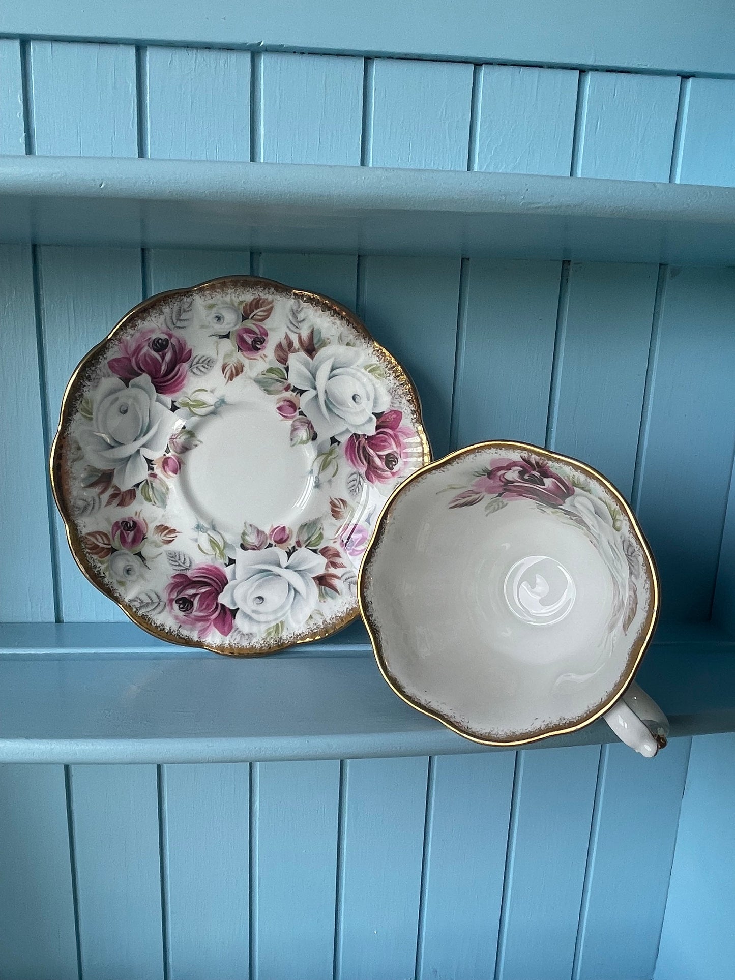 Collectors TeaCup, Royal Albert "Summer Bounty Pearl" Gainsborough Tea Set, Thick Gold, Bone China, Pink Cabbage Roses, England, !READ TEXT!