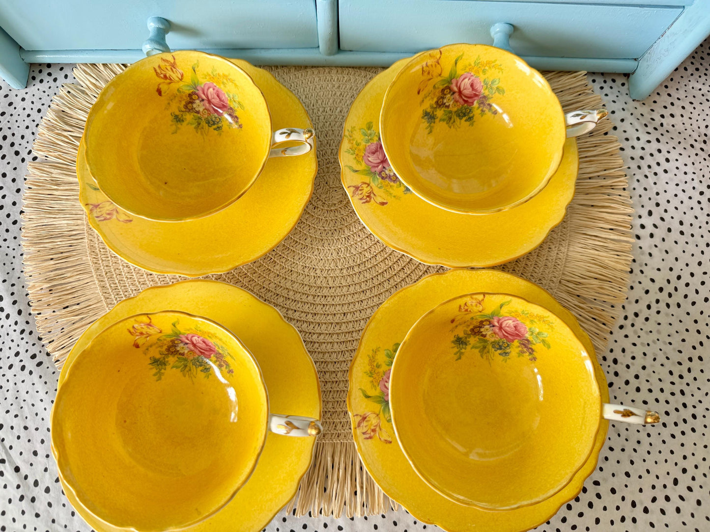Rare Set of 4 Vintage Paragon Double Warrant Teacups – Egg Yolk Yellow Interior, 1920s–30s Antique China Truly Unique Find, Made in England