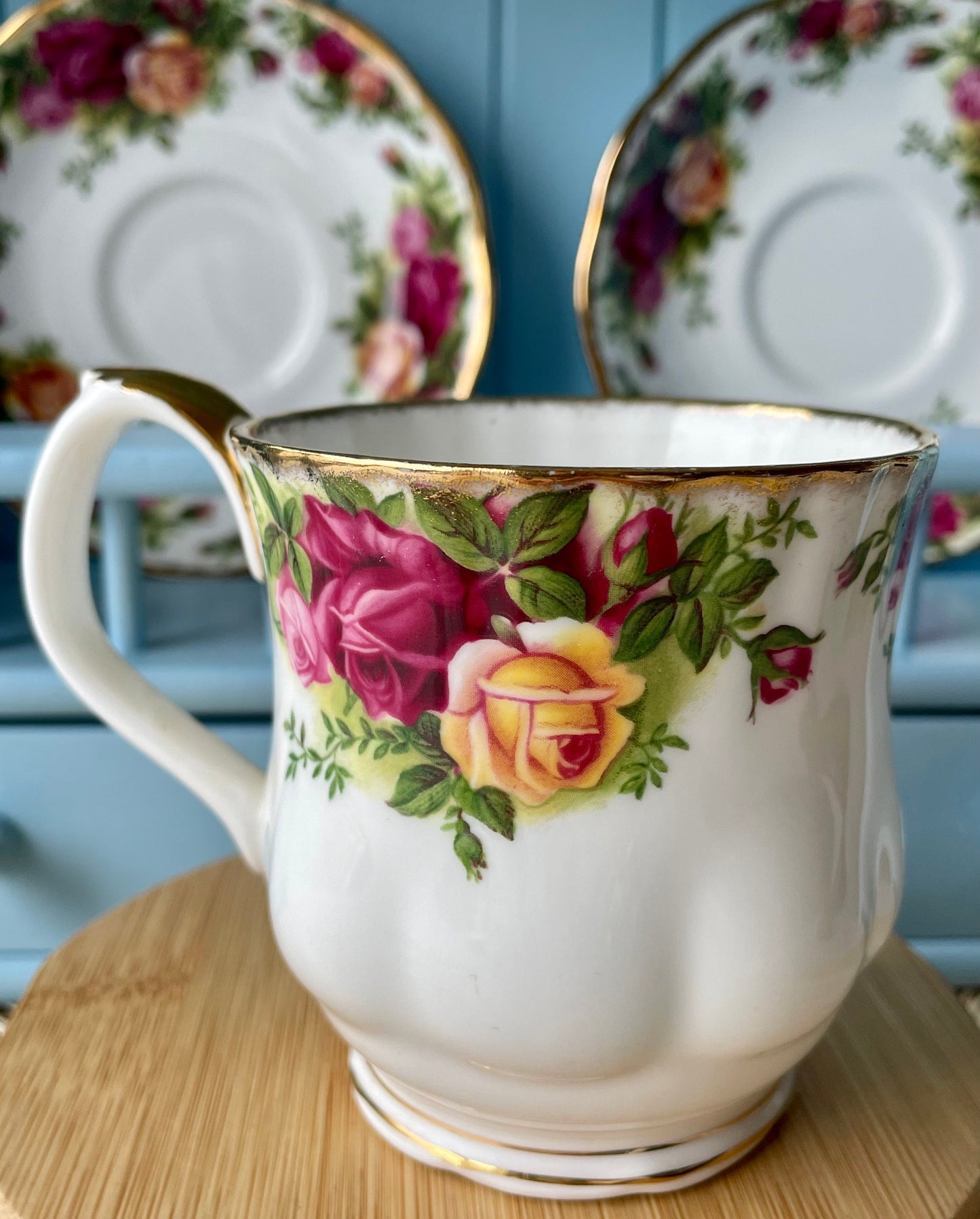 Vintage Royal Albert Old Country Roses Large Montrose Mug, 4 Available, Fine Bone China, Second Edition X Mark, Previously Loved, England