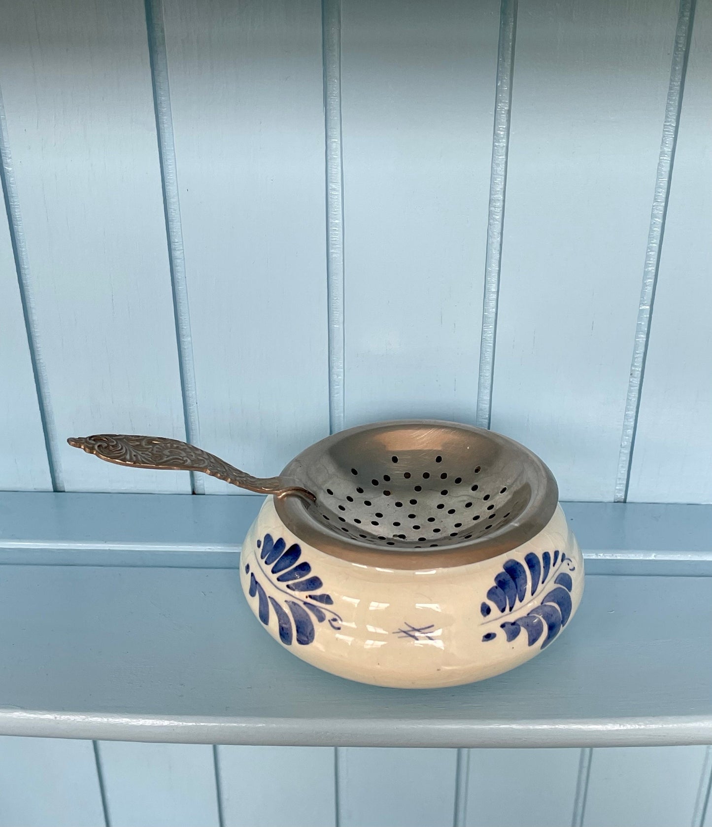 Beautiful Silver Plated Tea Strainer 'Delft Blauw', Previously Loved, Collectors Item, Vintage Gift, Porcelain Drip Bowl, Handpainted Delft