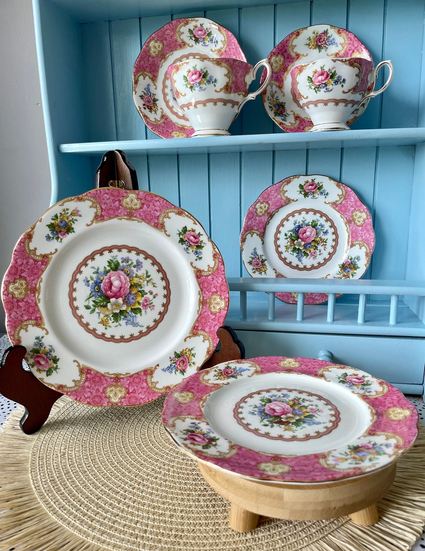 Vintage Royal Albert Lady Carlyle Different Size Plates, Lunch Plate, Breakfast Plate, Cake Plate, Fine Bone China Previously Loved, England