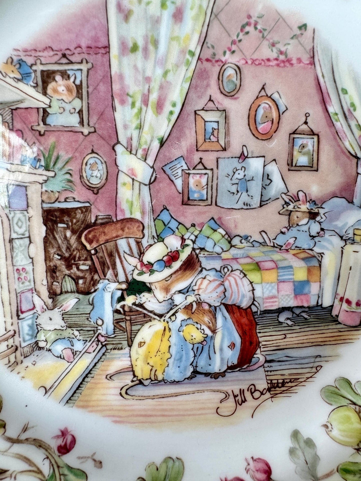 Vintage Royal Doulton "Brambly Hedge" Old Oak Palace Plate, Primrose Woodmouse plate, 8Inch Plate, Jill Barklem, Bone China, Made in England