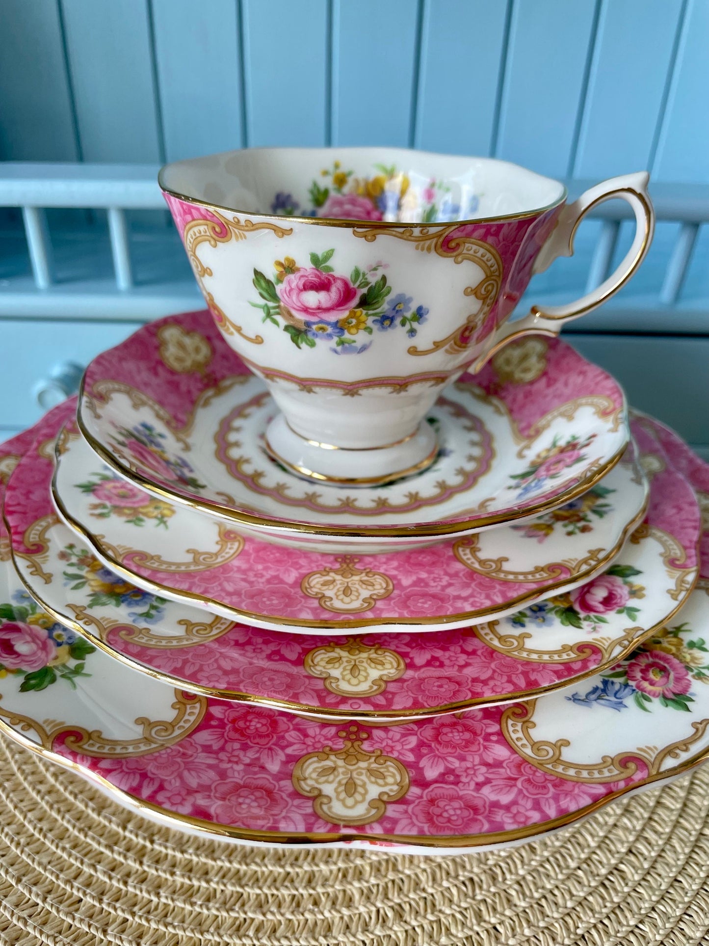 Vintage Royal Albert Lady Carlyle Different Size Plates, Lunch Plate, Breakfast Plate, Cake Plate, Fine Bone China Previously Loved, England