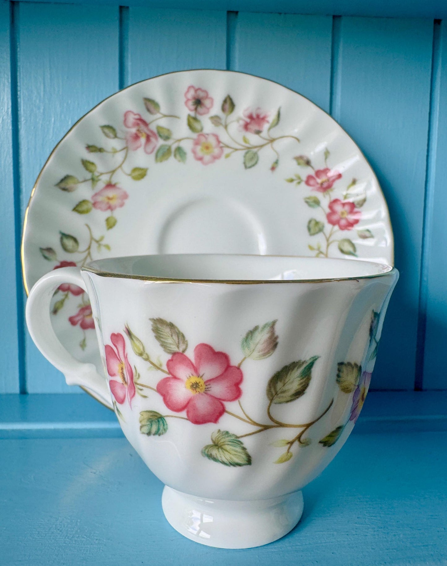 Vintage Colclough Royal Albert Coffee Cup & Saucer Set | Pink Floral Summer Garland | Ribbed Gold Trim | Afternoon Tea Gift, Made in England