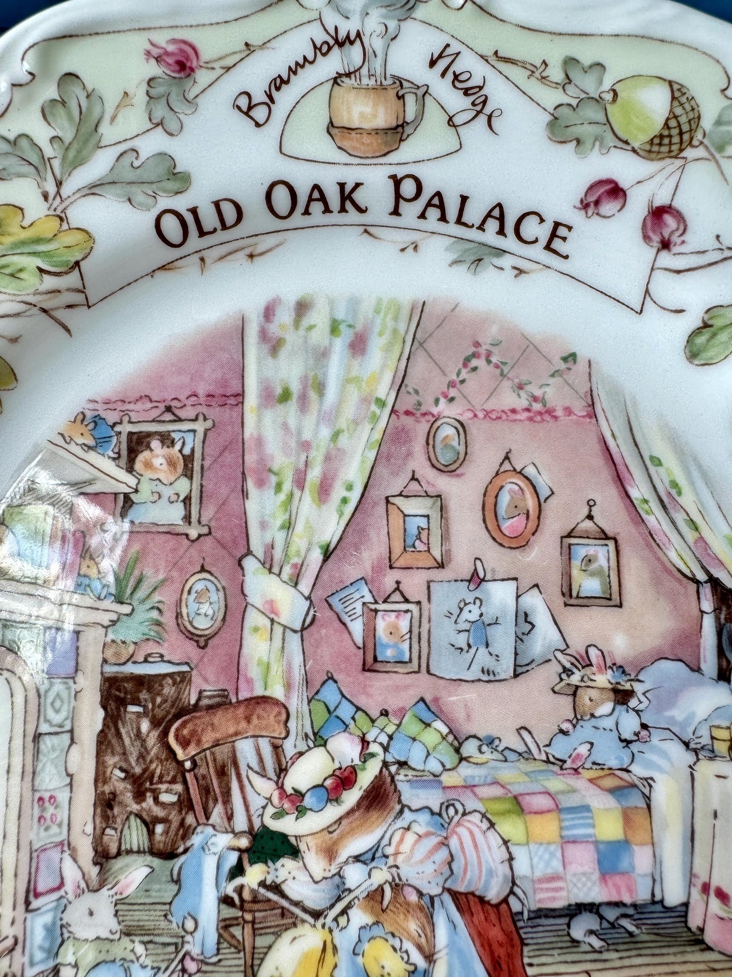 Vintage Royal Doulton "Brambly Hedge" Old Oak Palace Plate, Primrose Woodmouse plate, 8Inch Plate, Jill Barklem, Bone China, Made in England