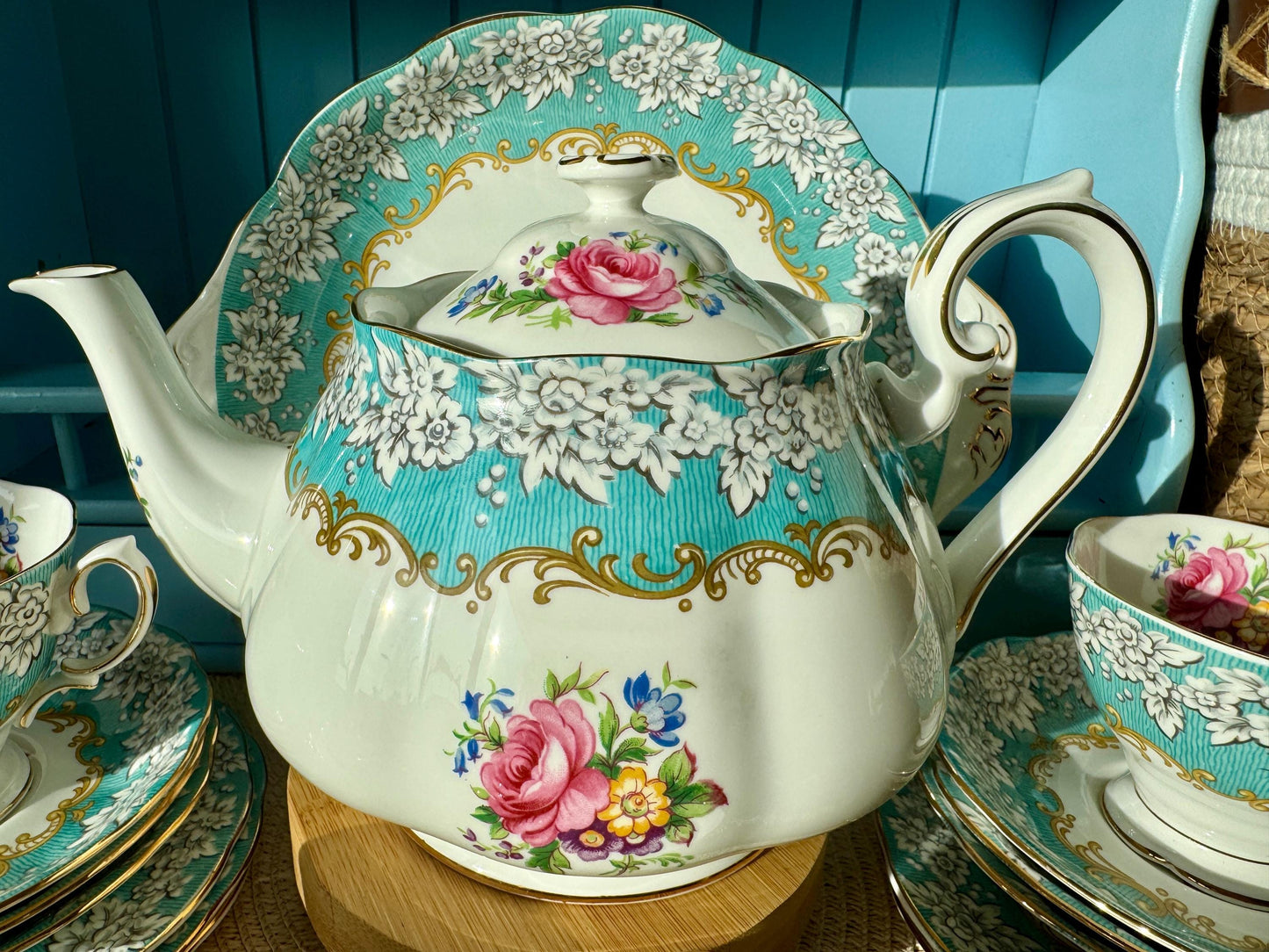 Vintage Royal Albert Enchantment Tea Set, 22-Piece, Bone China Service for 6, Never Used, Teapot, Cups, Saucers, Plates, Creamer, Sugar Bowl