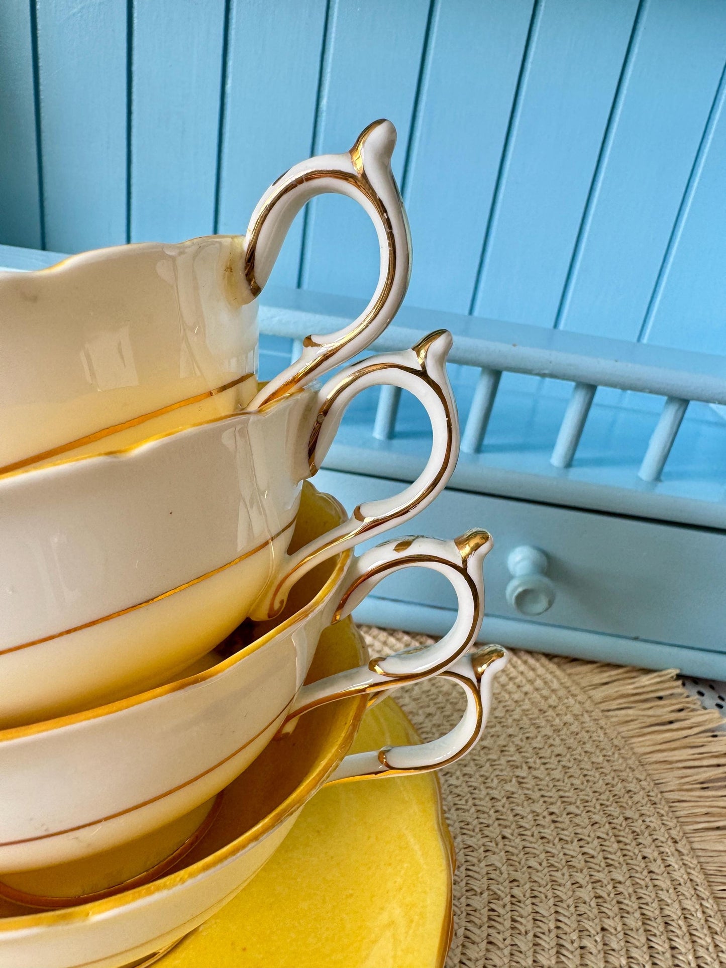 Rare Set of 4 Vintage Paragon Double Warrant Teacups – Egg Yolk Yellow Interior, 1920s–30s Antique China Truly Unique Find, Made in England