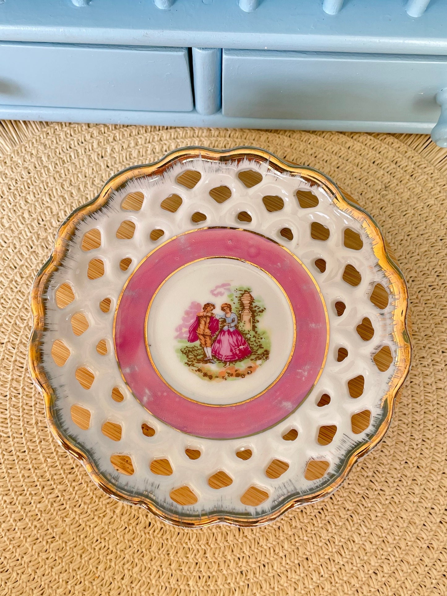 Hard to Find Rare Vintage Versailles, Pearl Shine Versailles Teacup & Laced Saucer with Fragonard Love Scene, Shabby Chic, Made in France