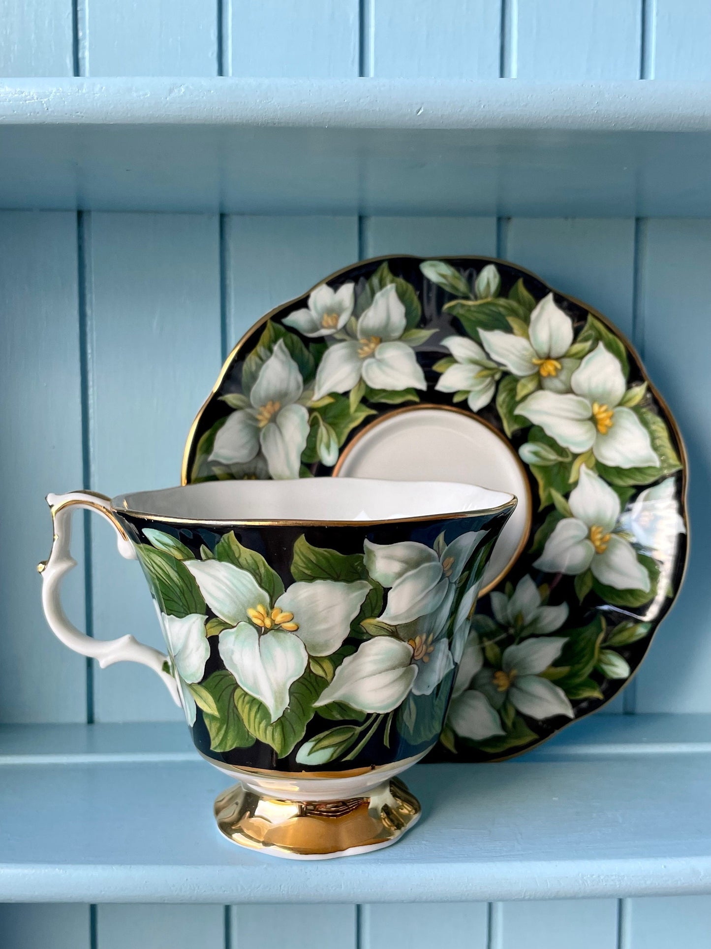 Vintage Royal Albert "Trillium" Provincial Flowers TeaCup & Saucer, Fine Bone China, Previously Loved Vintage, HighTea Party, Male Sized