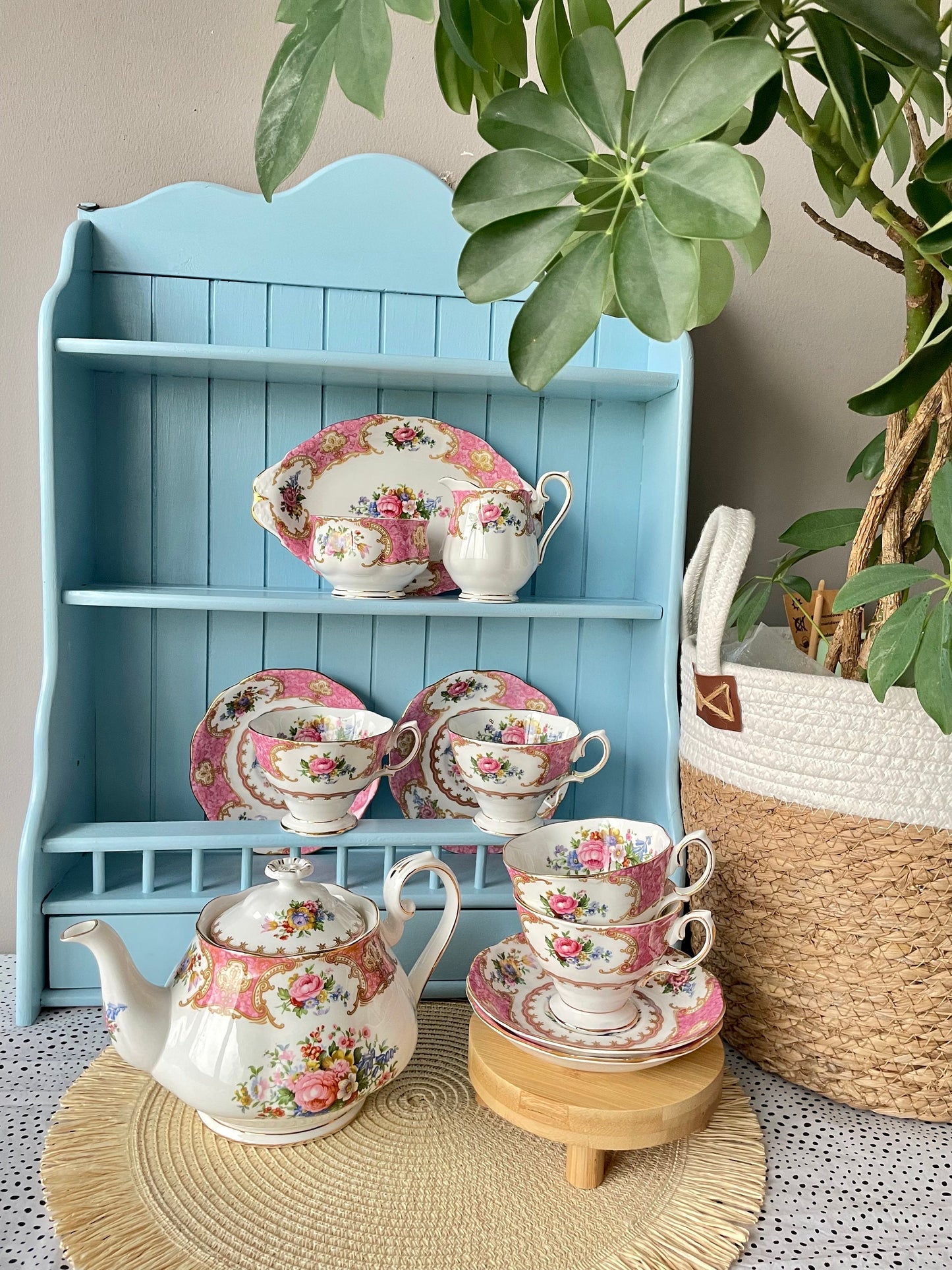 Vintage Royal Albert Tea Set - Lady Carlyle - 12 Piece Porcelain Tea Set for High Tea - Mothers Day Gift -Elegant TeaParty Set - England