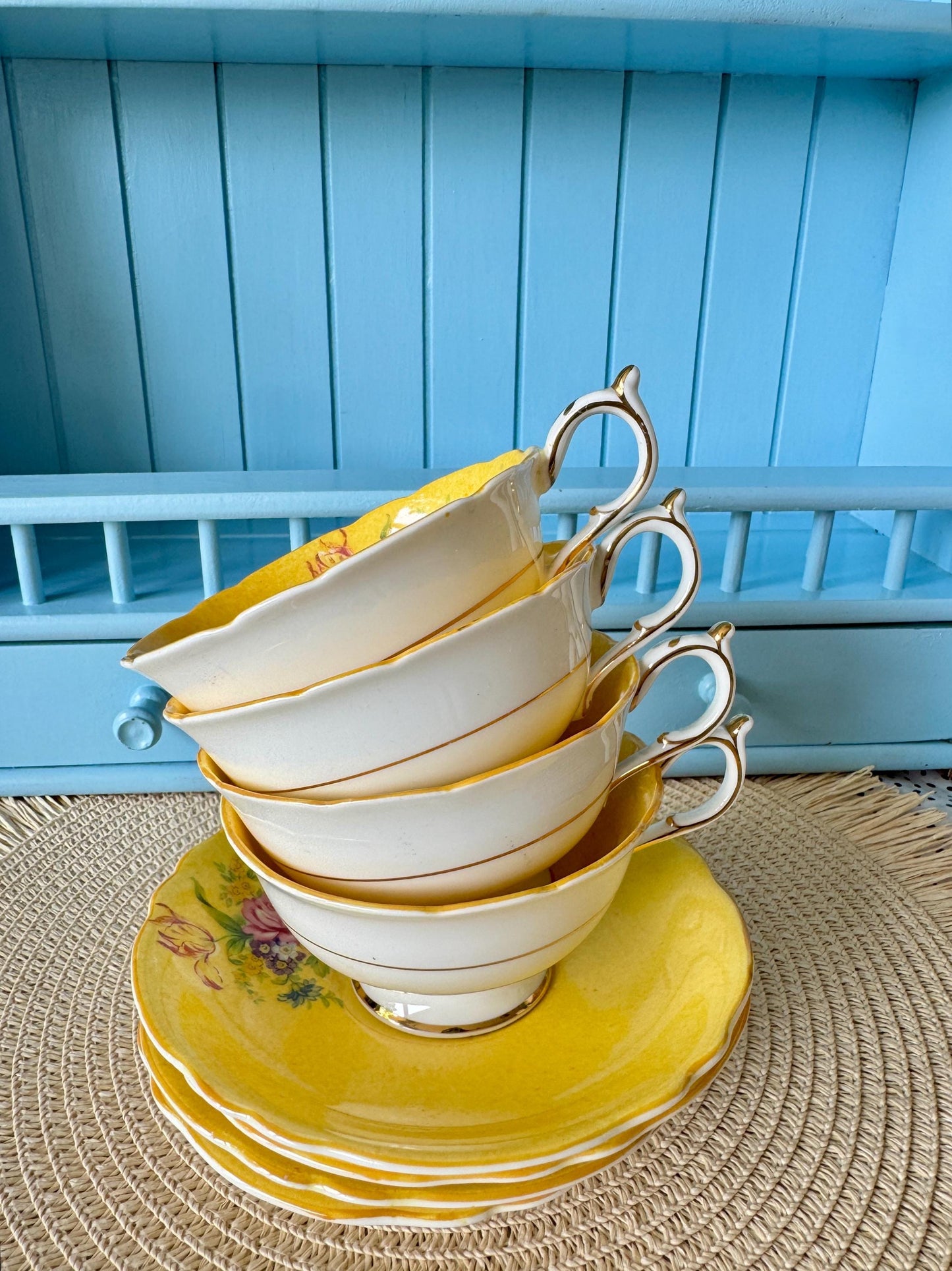 Rare Set of 4 Vintage Paragon Double Warrant Teacups – Egg Yolk Yellow Interior, 1920s–30s Antique China Truly Unique Find, Made in England