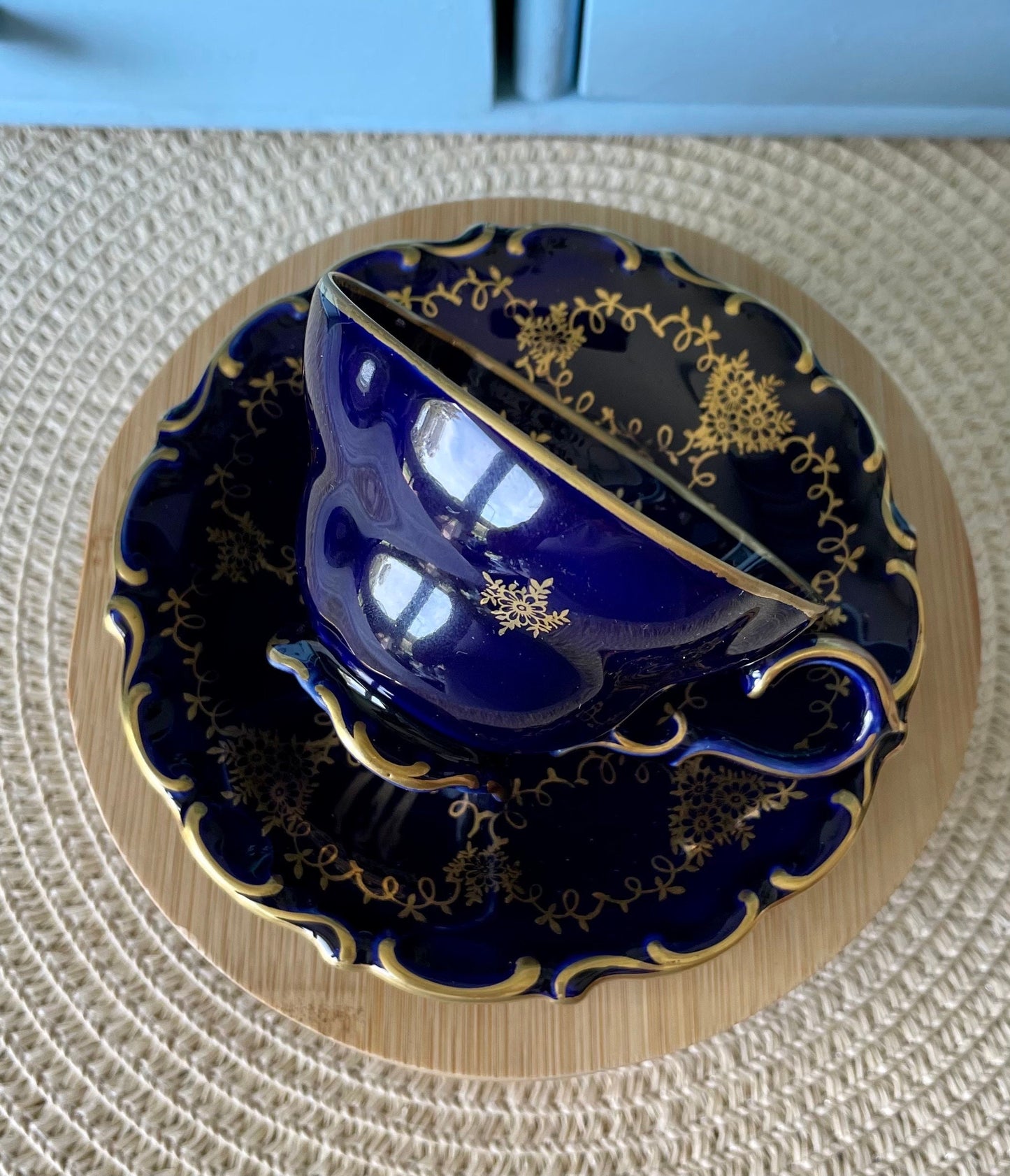 Very Rare Hard to Find Mint Condition, Vintage Lindner Kueps Bavaria Made in Germany Real Cobalt EspressoCup &Saucer, Kobalt Blue, 24 karat