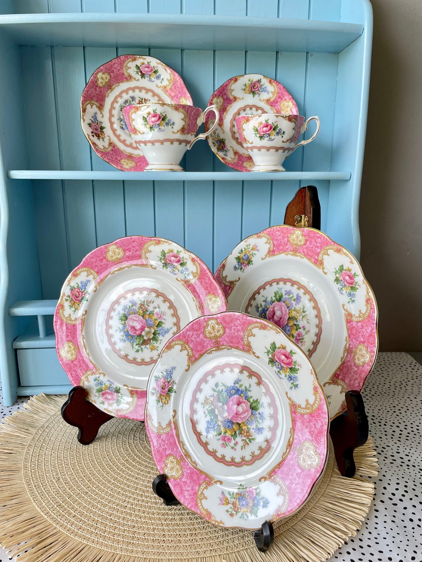 Vintage Royal Albert Lady Carlyle Different Size Plates, Lunch Plate, Breakfast Plate, Cake Plate, Fine Bone China Previously Loved, England