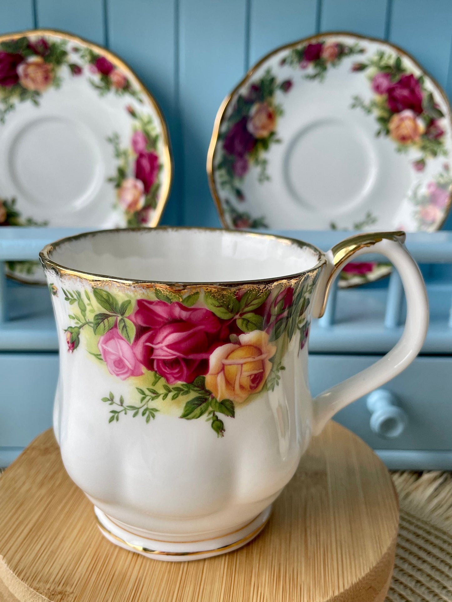 Vintage Royal Albert Old Country Roses Large Montrose Mug, 4 Available, Fine Bone China, Second Edition X Mark, Previously Loved, England