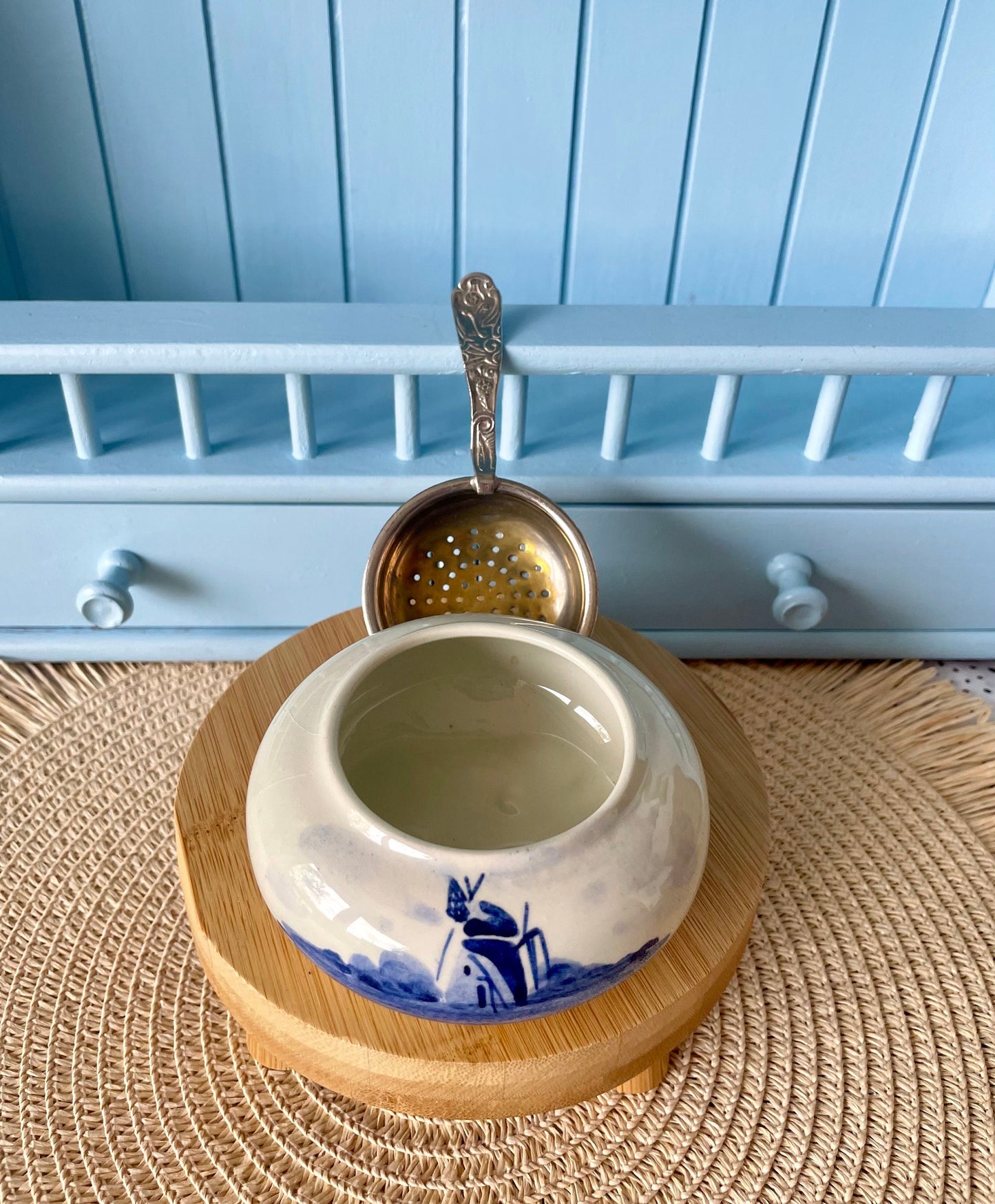 Beautiful Silver Plated Tea Strainer 'Delft Blauw', Previously Loved, Collectors Item, Vintage Gift, Porcelain Drip Bowl, Handpainted Delft