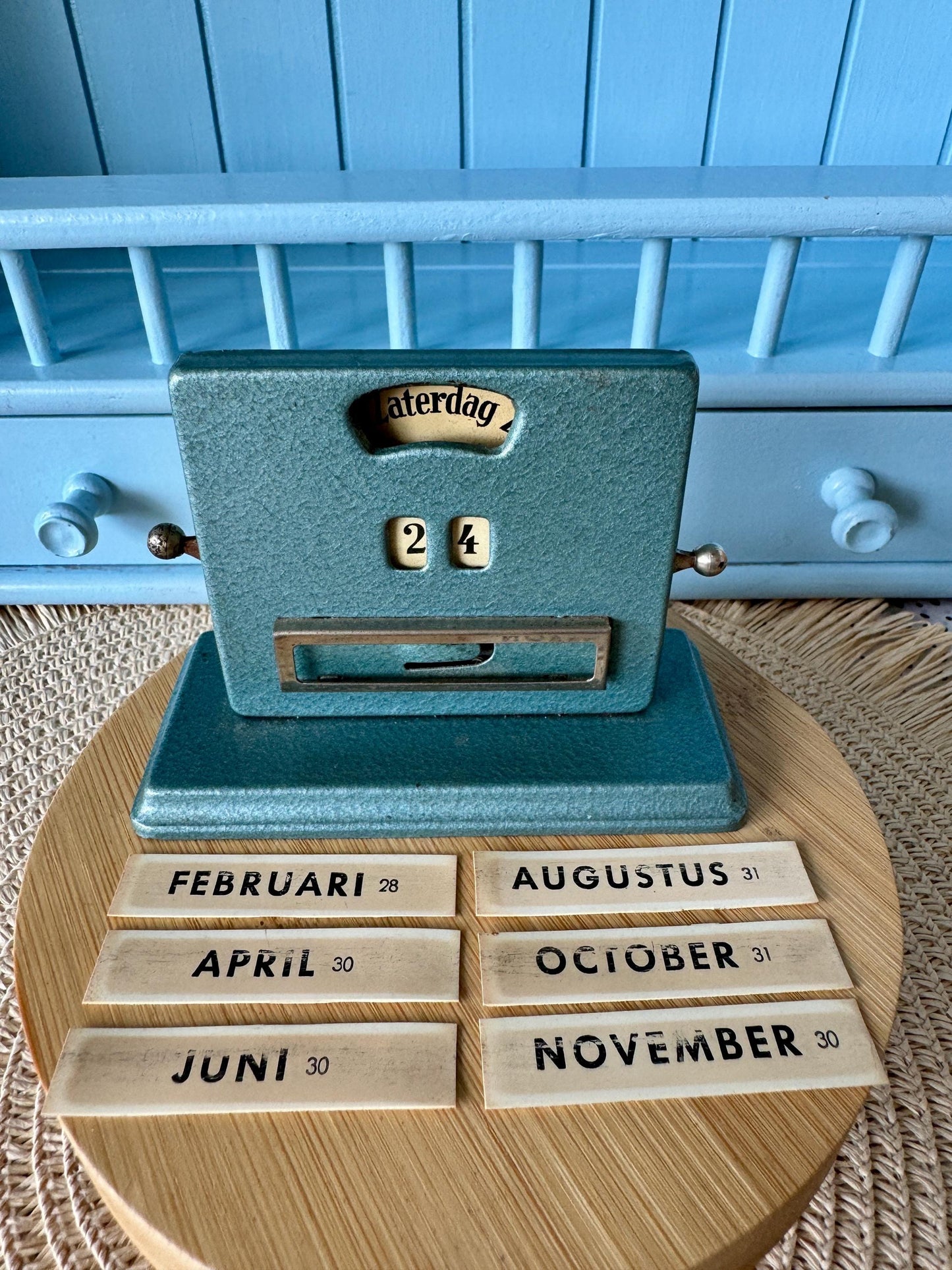Beautiful Vintage Art Deco Perpetual Calendar by Jakob Maul, 1930s Design, Complete Set, Dutch Language, Petrol Blue/Green, Made in Germany