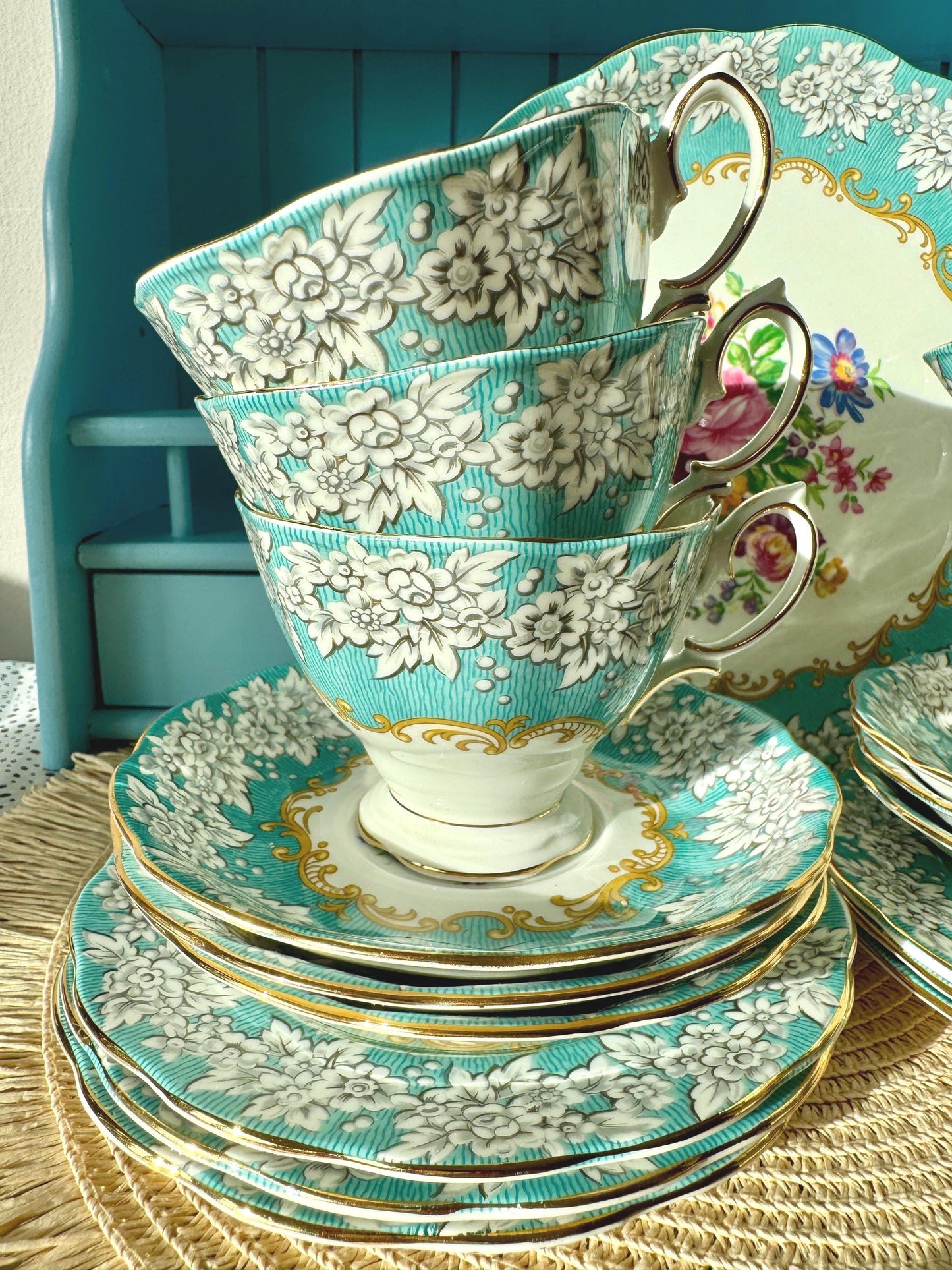 Vintage Royal Albert Enchantment Tea Set, 22-Piece, Bone China Service for 6, Never Used, Teapot, Cups, Saucers, Plates, Creamer, Sugar Bowl