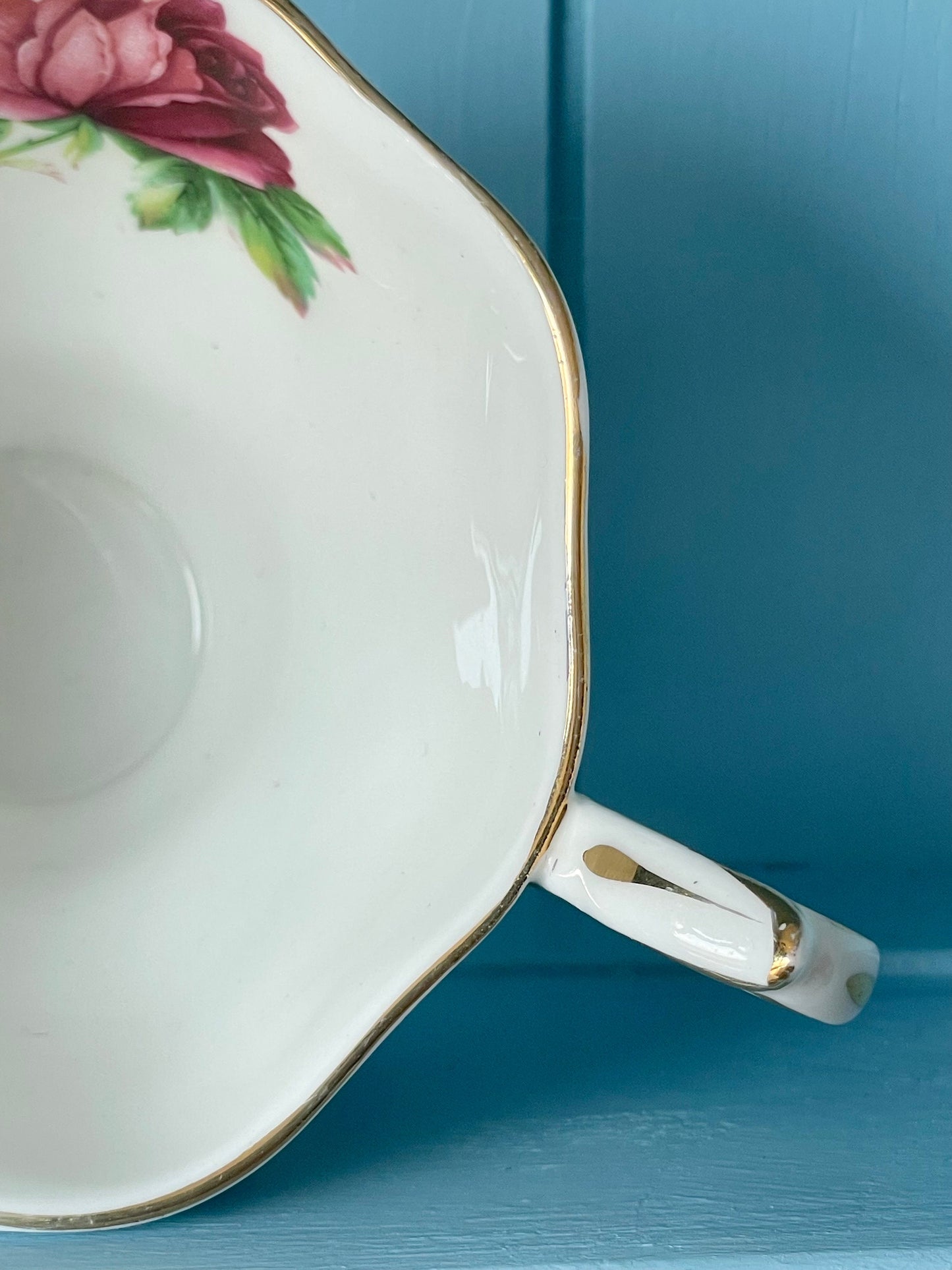 Beautiful "Señorita" Royal Albert Gentleman Sized Tea Cup &