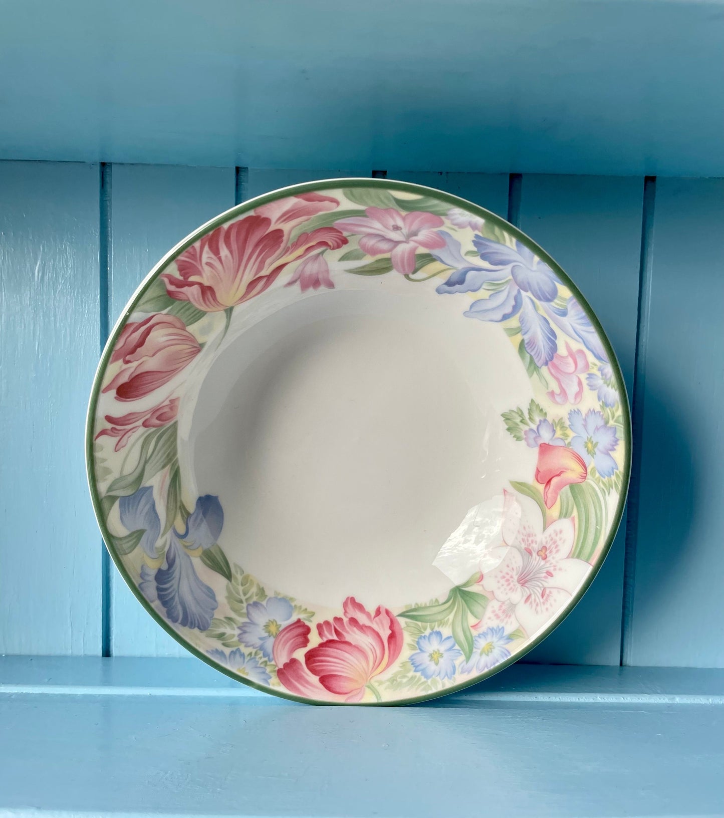 Vintage Royal Albert "Fonteyn" Fine Bone China Compote Dish