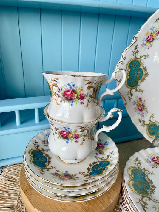 Vintage Royal Albert "Berkeley" 4 Demitasse Teacup & Saucers