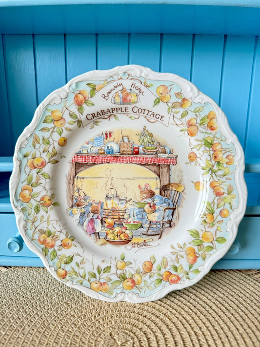 Vintage Royal Doulton "Brambly Hedge" Crabapple Cottage Pla