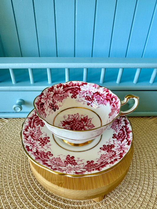 Very Rare Vintage 1940s Paragon Wine Red Leafs Gold Duo