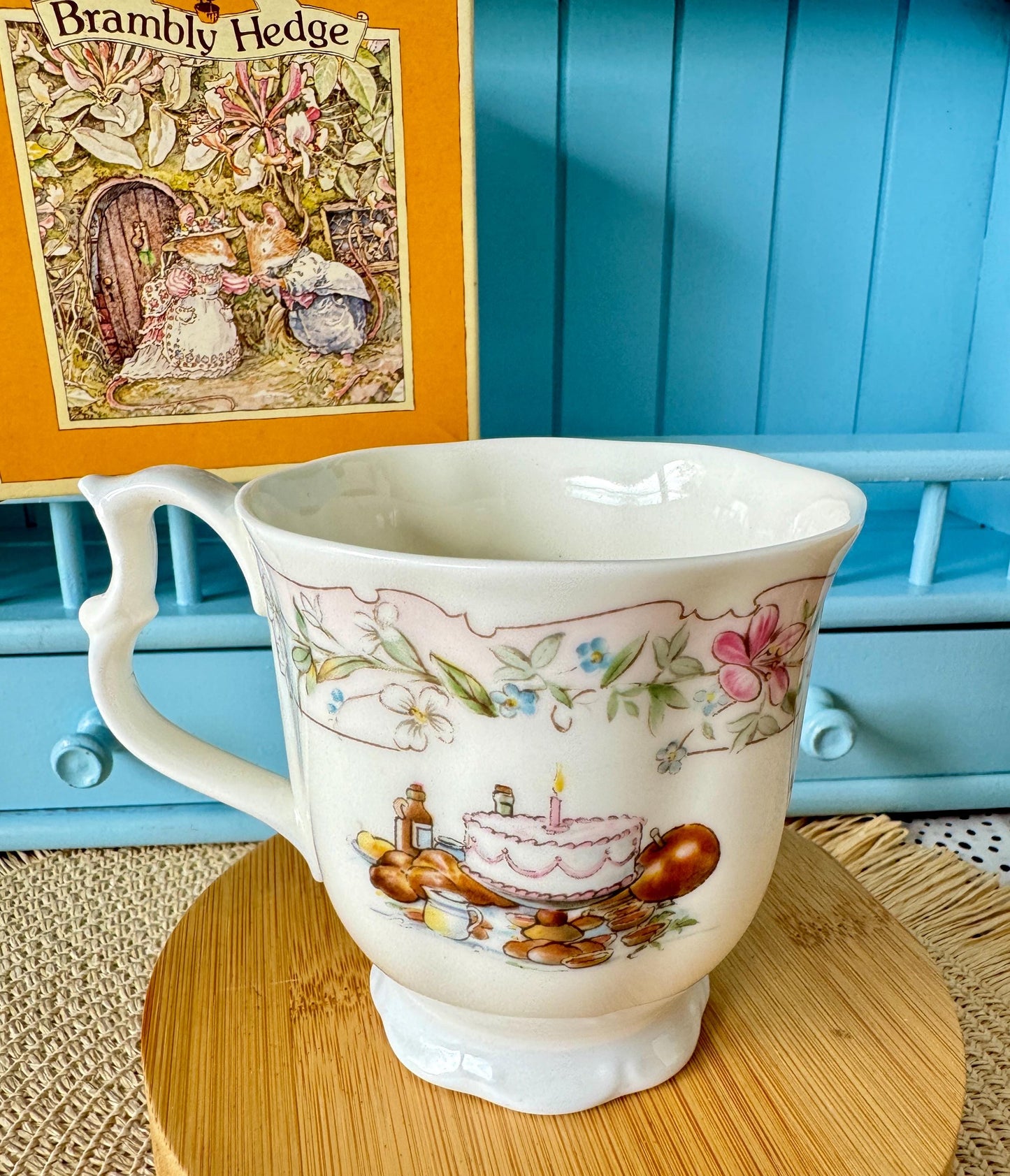 Mint Vintage Royal Doulton "Brambly Hedge" The Birthday Beak
