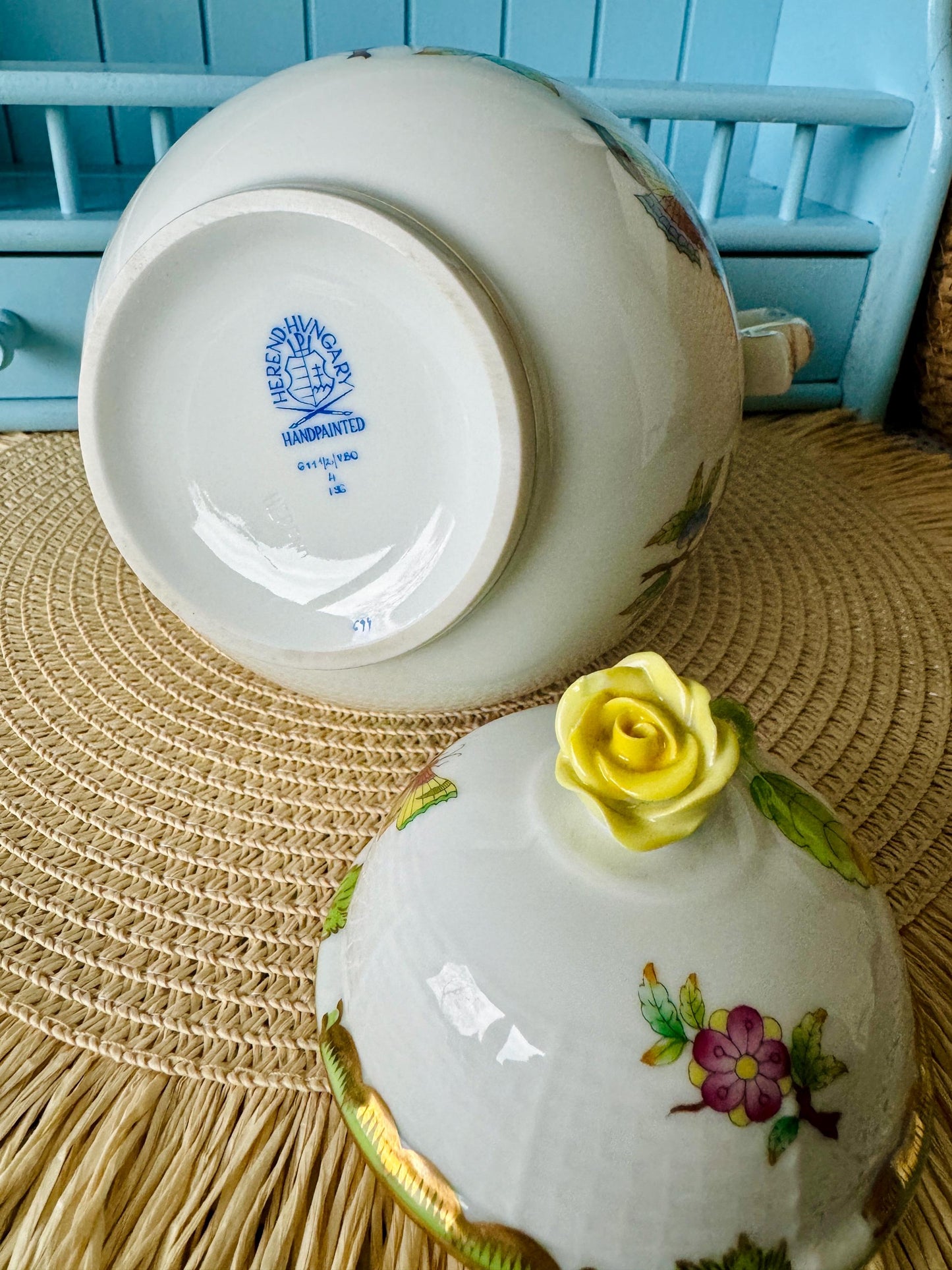 Hard to Find Vintage Herend ‘Queen Victoria’ Large CoffeePot