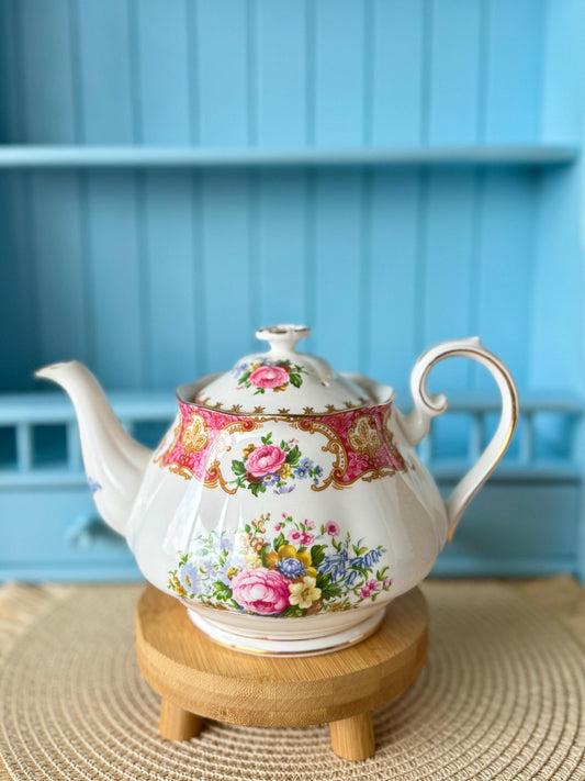 Rare Vintage Royal Albert Lady Carlyle Teapot