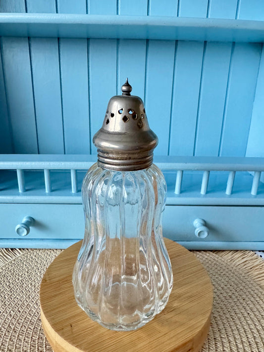 Beautiful Vintage Silver Plated Sugar Shaker