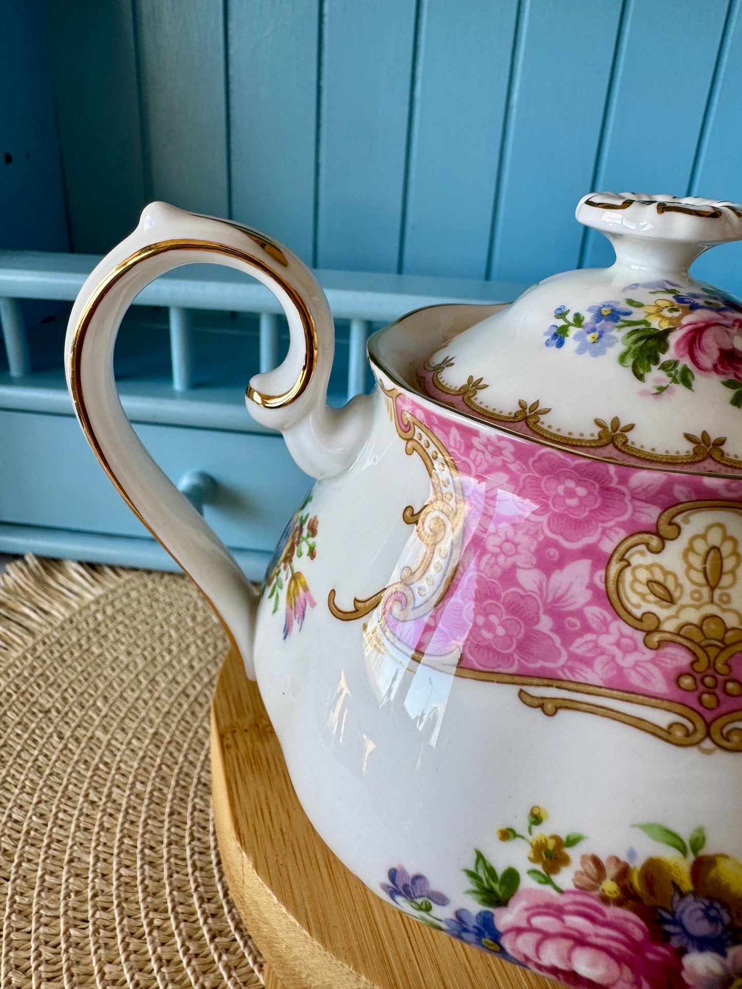 Very Rare Hard To Find "2 Cup" Royal Albert "Lady Carlyle" T