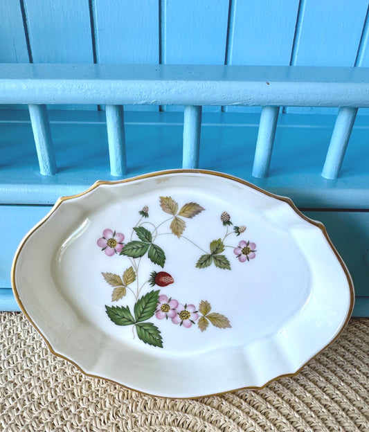 Vintage Wedgwood Wild Strawberry Collection