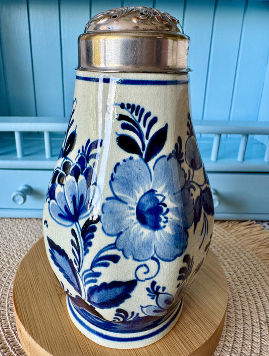 Vintage Mid Century Delft Blauw Sugar Shaker