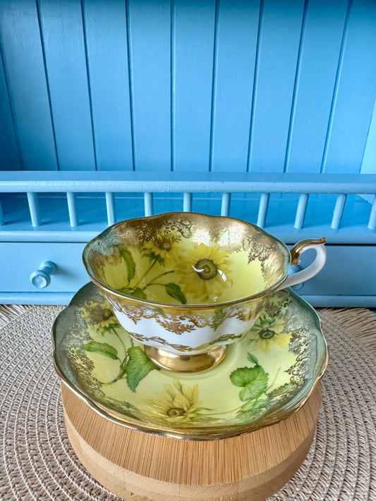 Rare Royal Albert Sunflower Teacup & Saucer | Portrait Serie