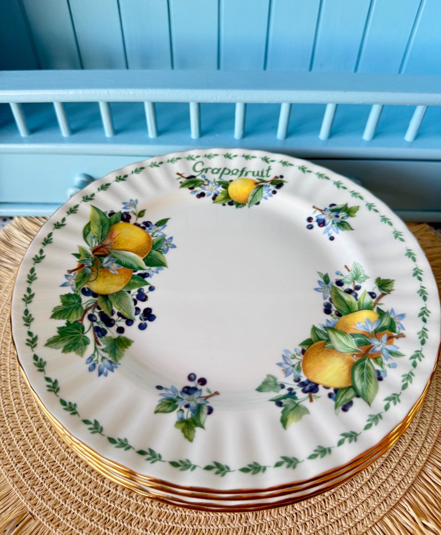 Vintage Royal Albert "Covent Garden" Lunch Plates in Grapefruit, Gooseberries, Damsons, Apples, Breakfast Plate 20,5cm, Bone China, England