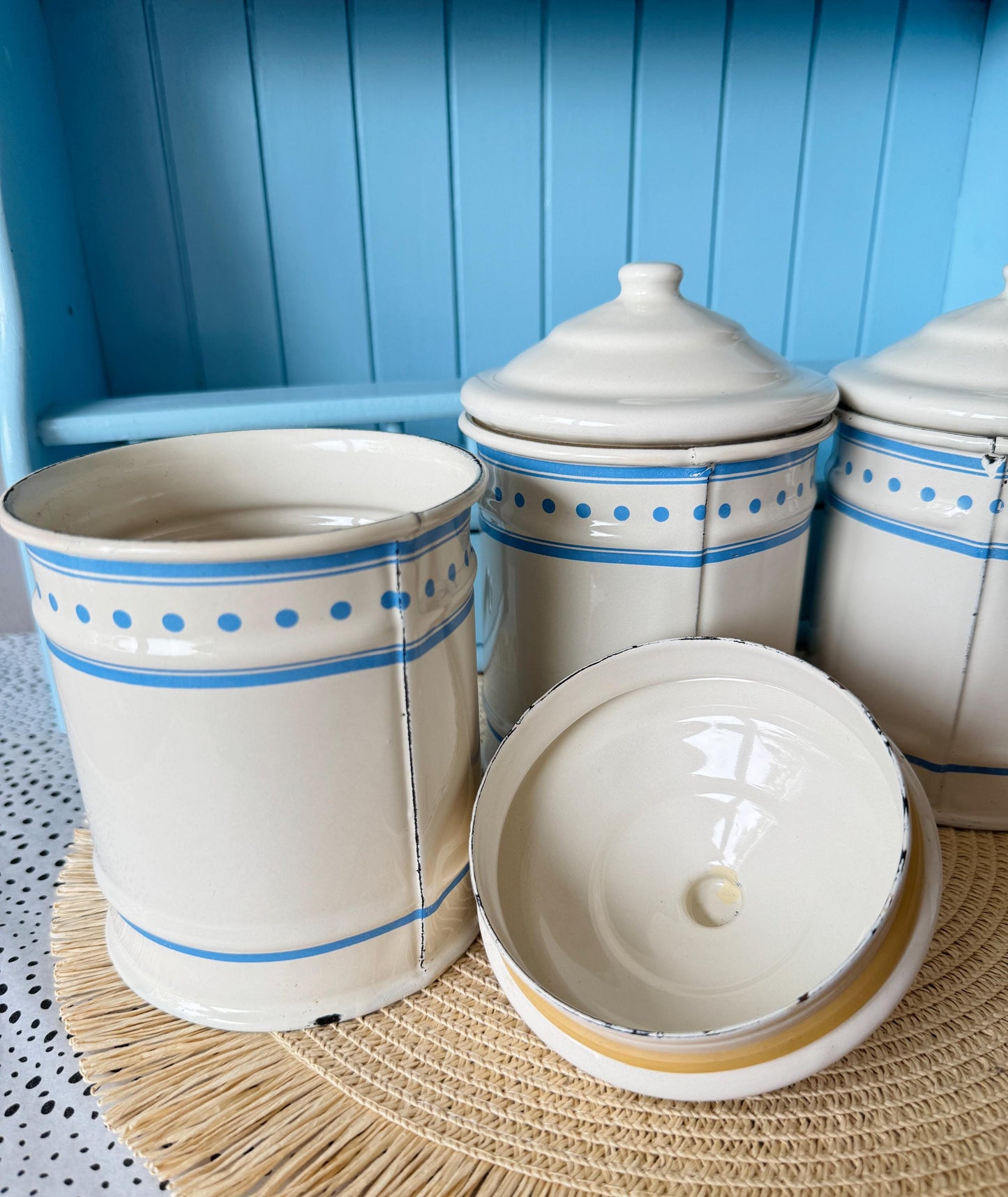 Rare Vintage Hard to Find and Very Collectible Dutch Enamel Canisters Set – Koffie Suiker Thee – 1960s Retro Storage Jars, Baby Blue & White