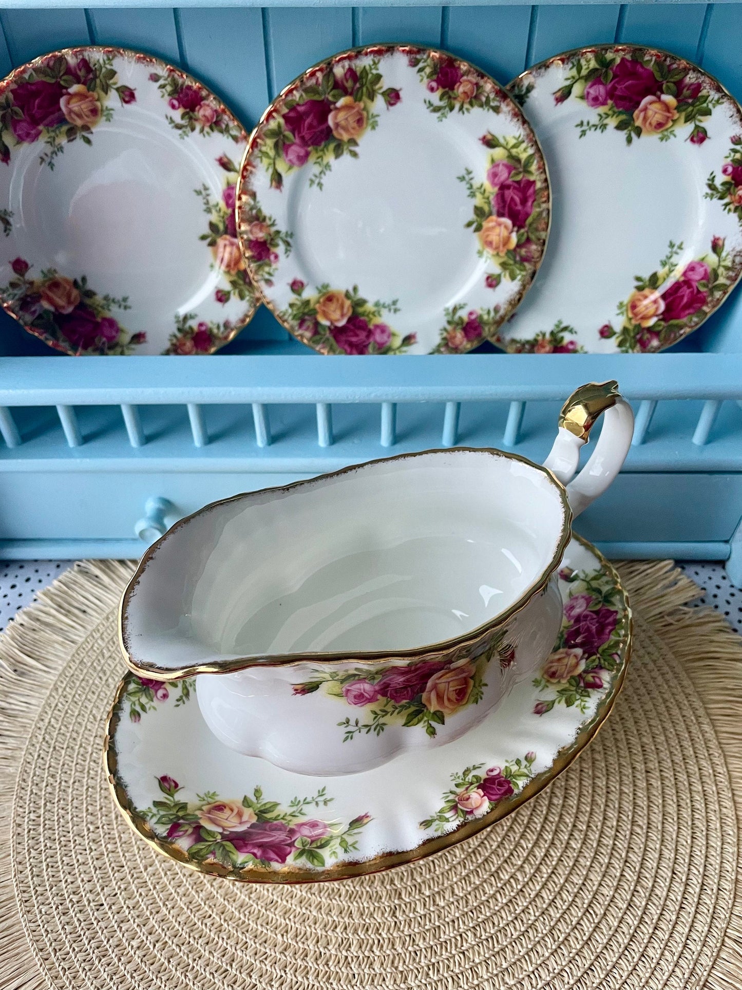 Very Rare Hard To Find Royal Albert "Old Country Roses" Gravy Jar on Platter, Beautiful Thick Gold, Fine Bone China, Red Rose Decor, England