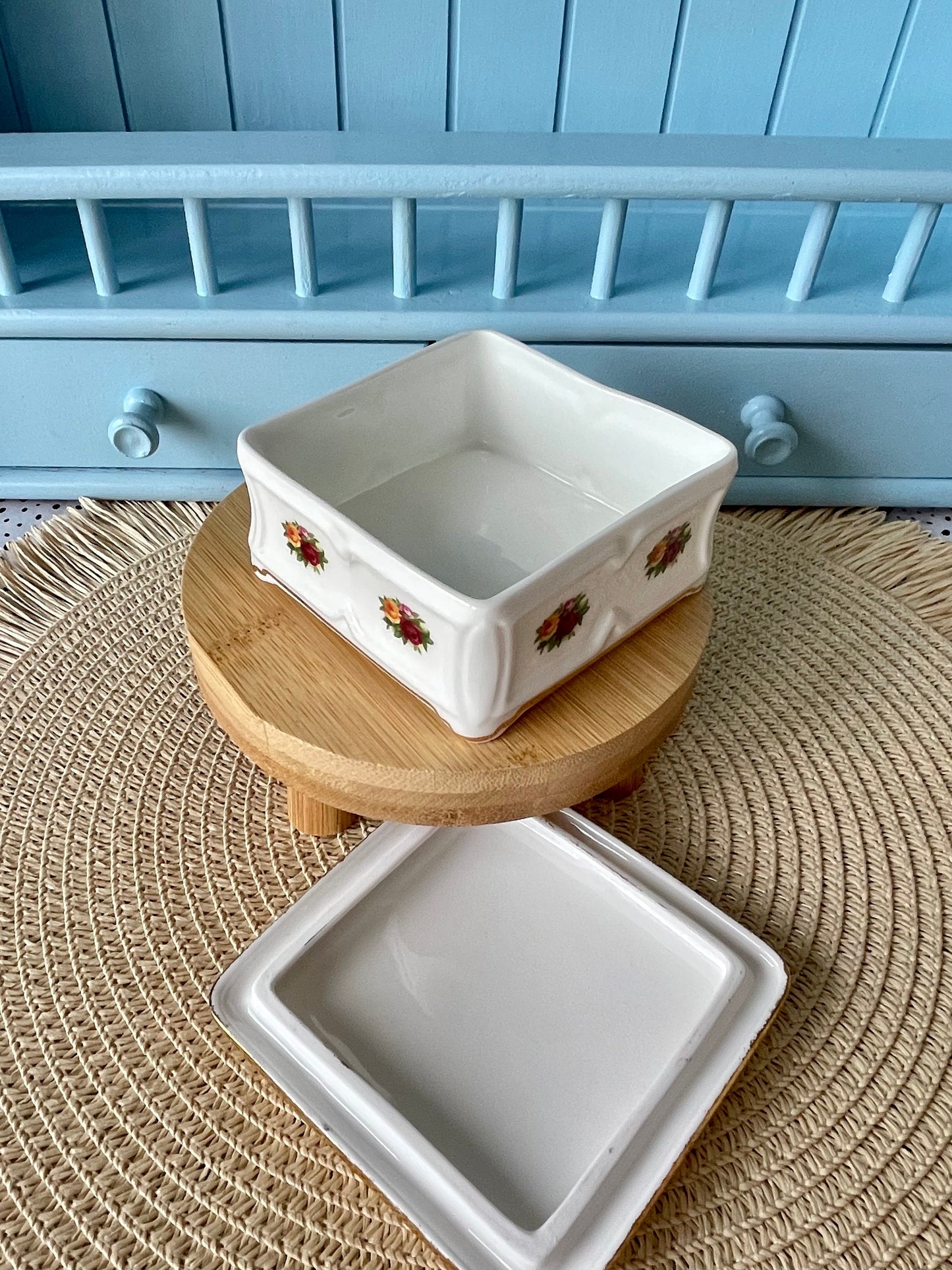 Vintage Royal Albert "Old Country Roses" Trinket Dish With Lid, First Edition, Fine Bone China, Previously Loved Vintage, Perfect Gift Mom