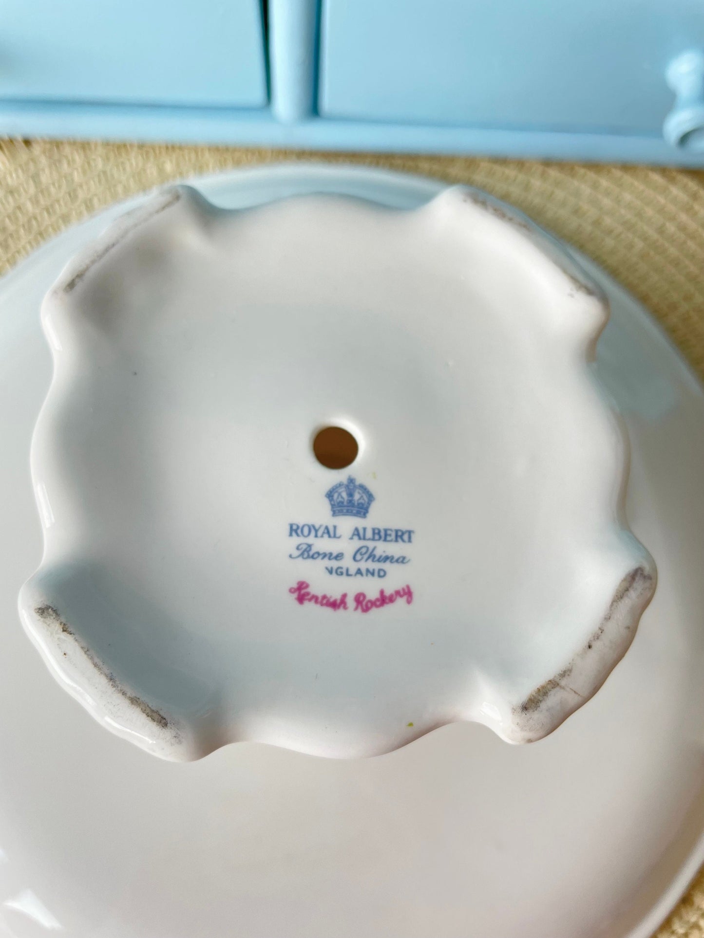 Rare Vintage Royal Albert "Kentish Rockery" Hard to Find Pedestal Cake Stand, Bone China, Previously Loved, , England