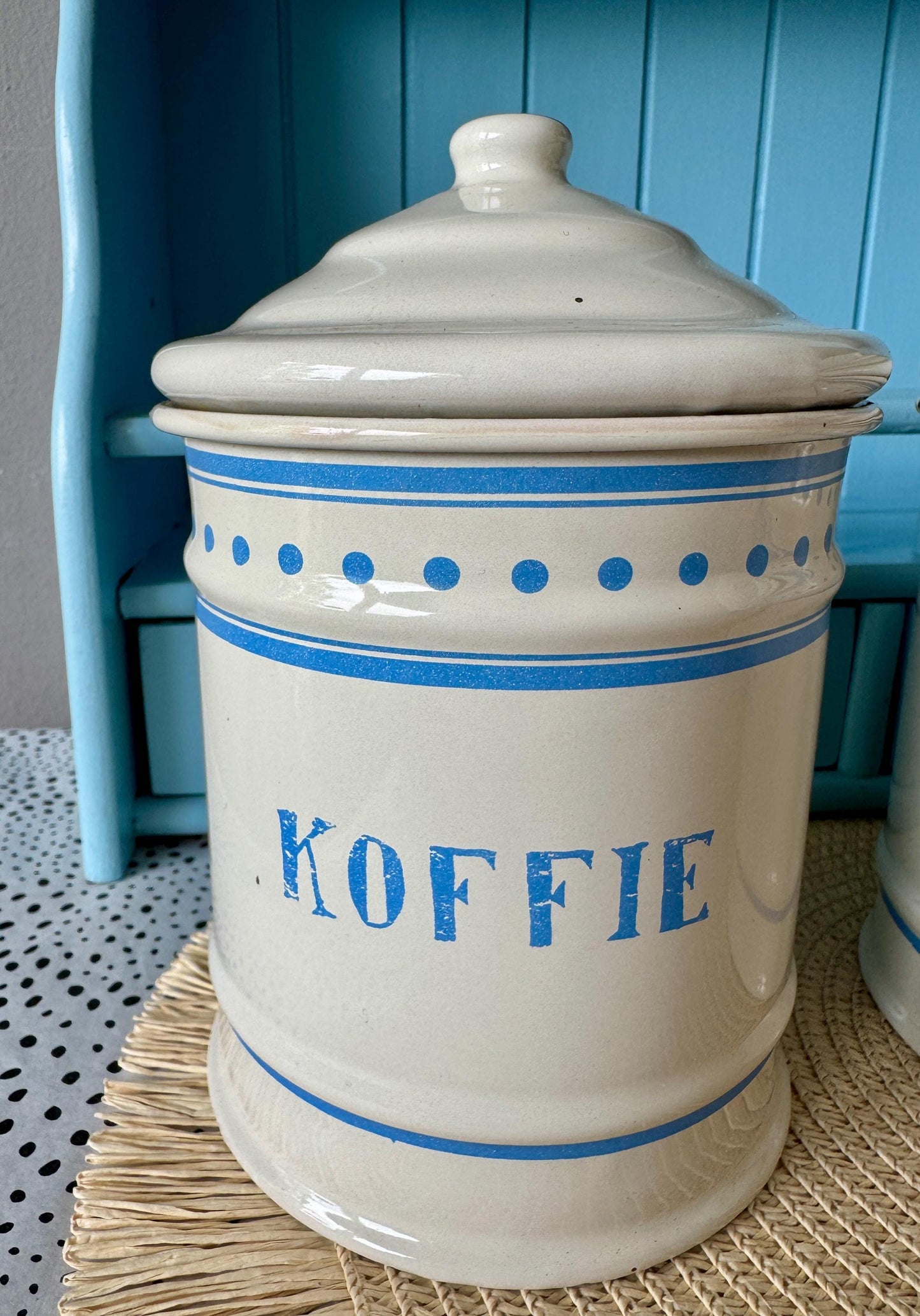 Rare Vintage Hard to Find and Very Collectible Dutch Enamel Canisters Set – Koffie Suiker Thee – 1960s Retro Storage Jars, Baby Blue & White