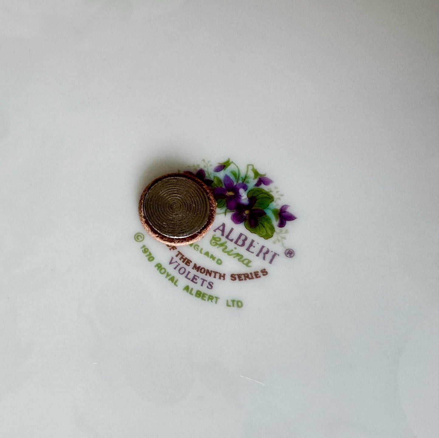 Vintage Royal Albert "Flower Of The Month" February, 1 Tier Cake Stand, Bone China, 27 cm Plate, Previously Loved, High-Tea Party, Gift