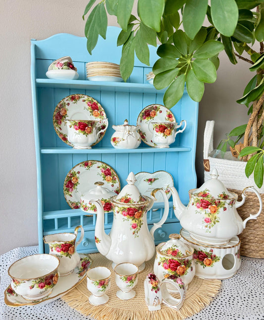Vintage Royal Albert "Old Country Roses" Different Sized TeaCups, CoffeePot, TeaPot, Bone China, Previously Loved, Multiple Items, England