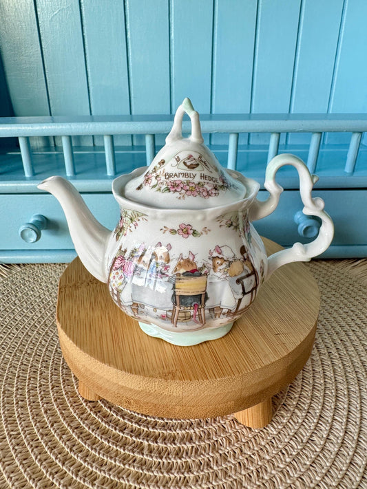 Hard to Find Vintage Royal Doulton 'Tea Service' Miniature TeaPot, Doll House Size, Brambly Hedge Gift, Jill Barklem, Mice Decor, England