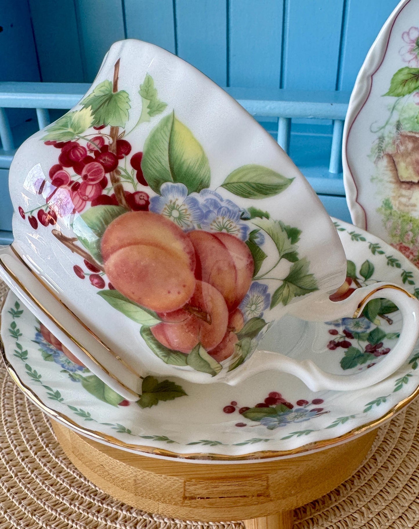 RARE Vintage Royal Albert "Covent Garden" Breakfast Set, Apricots, Cereal Breakfast Cup and Saucer, Bone China , Previously Loved, England