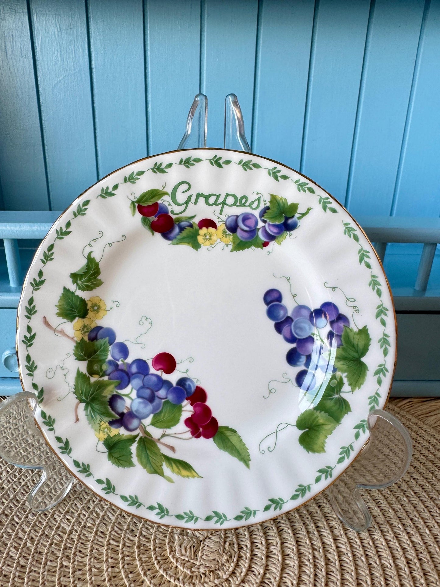 Vintage Royal Albert "Covent Garden" Cake Plates in Grapefruit, Peaches, Grapes, Damsons, Pears, Apples, Cake Plate 16cm,Bone China, England