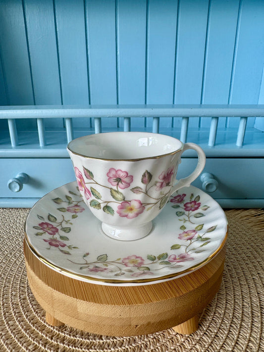 Vintage Colclough Royal Albert Coffee Cup & Saucer Set | Pink Floral Summer Garland | Ribbed Gold Trim | Afternoon Tea Gift, Made in England