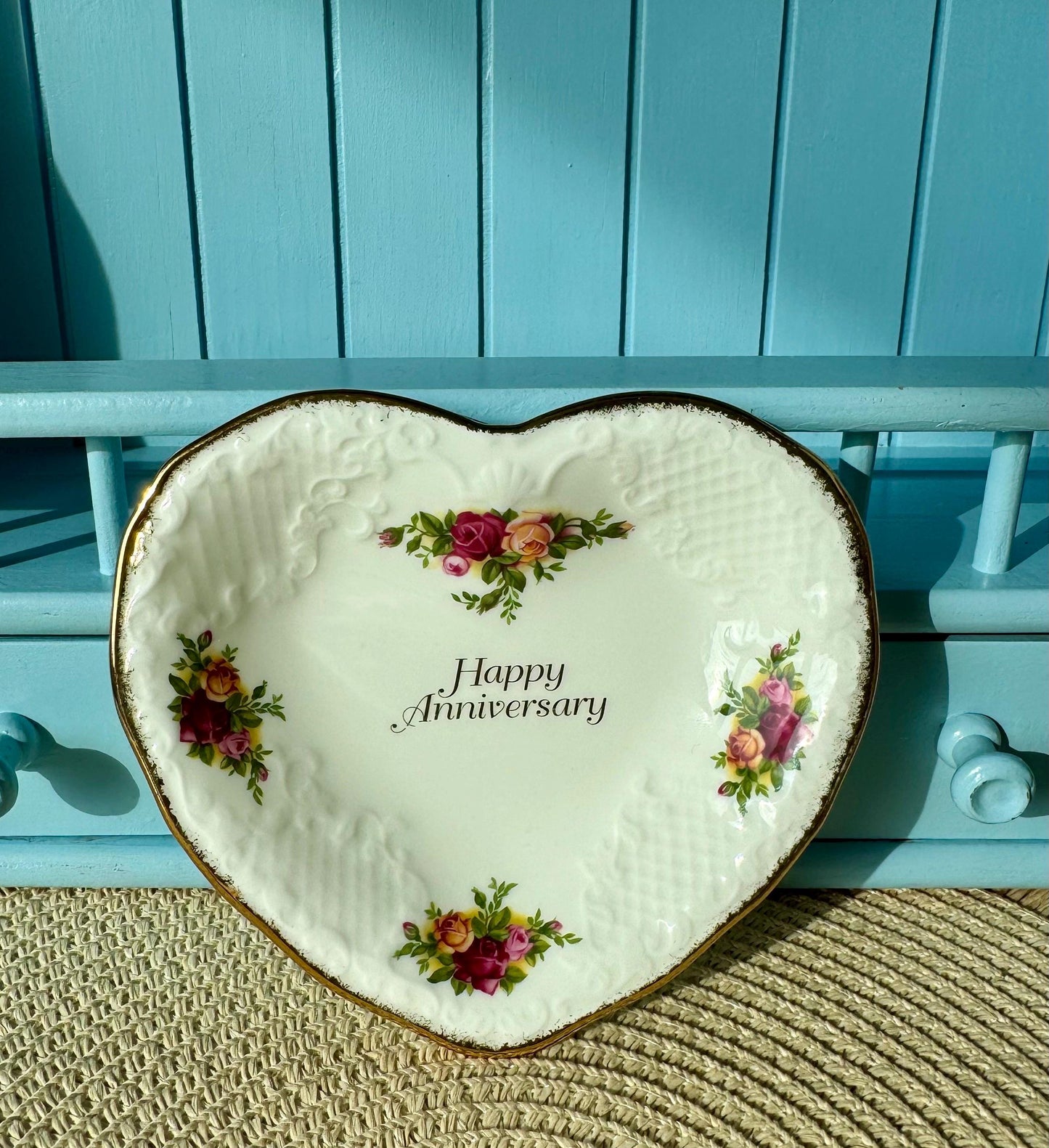 Vintage Royal Albert "Old Country Roses" Heart Shaped Dish, Happy Anniversary, Bone China, Heartfelt Anniversary Gift, Red Roses, England