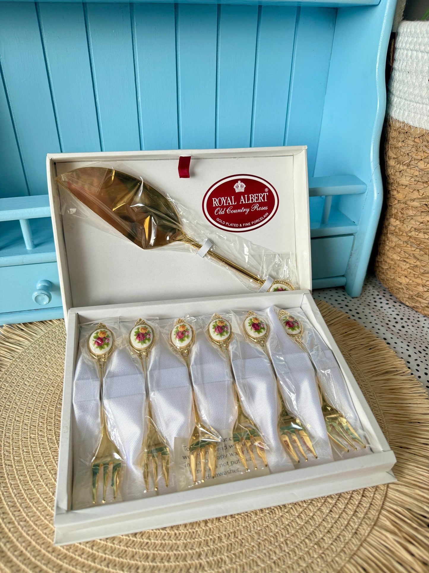 Vintage Hard to Find Collectible 'New' Royal Albert "Old Country Roses" 7 Piece Gold Plated Tea Set, Cake Set, Original Box, Made in Japan