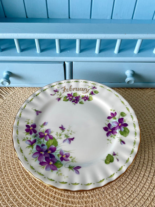 Vintage Royal Albert Flower Of The Month Cake Plate, February Plate, Bone China, 16cm Plate, Purple Violets Decor, Previously Loved, England